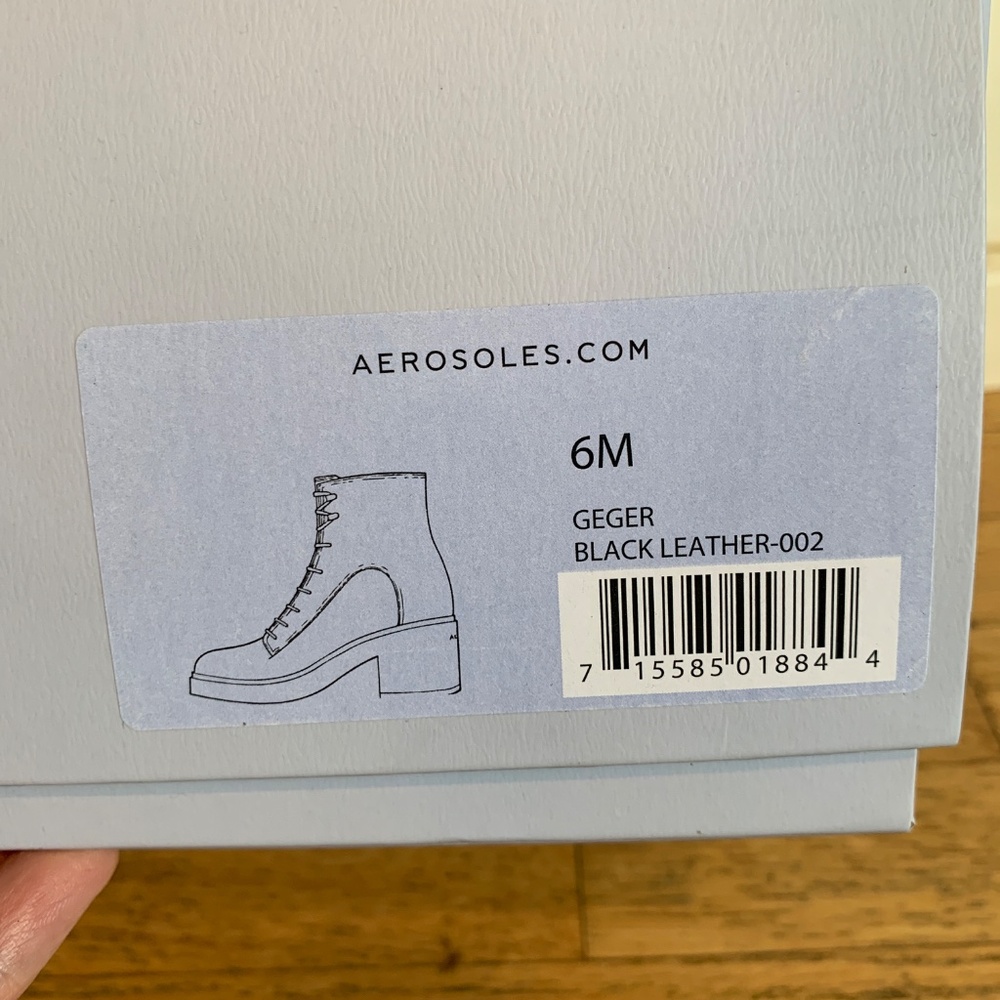 NIB Aerosoles Lace-up Boots - Picture 5 of 5